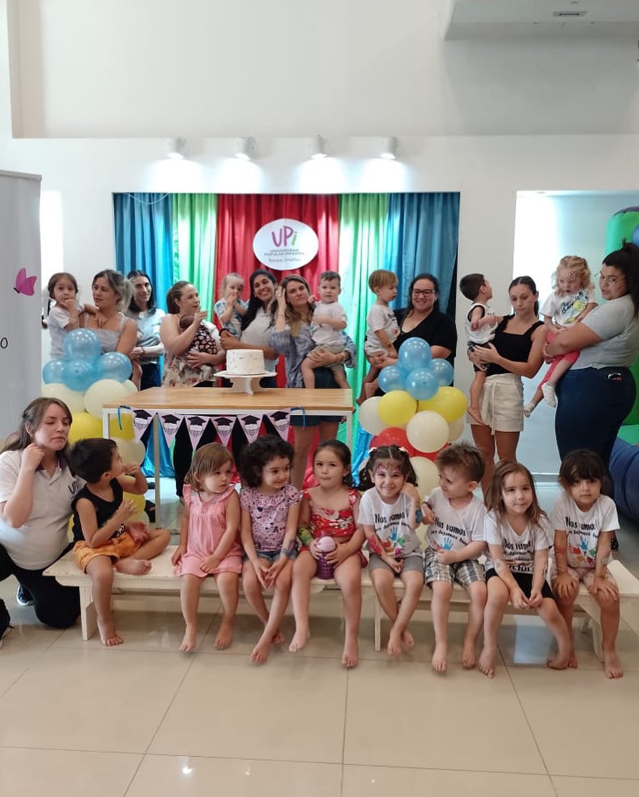 COCOMELON SALON INFANTIL