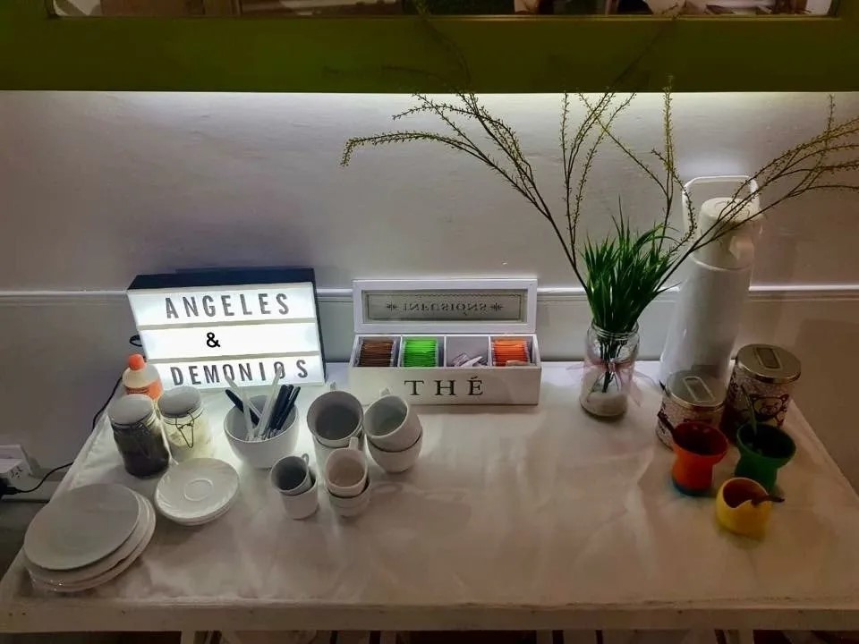 Angeles y Demonios