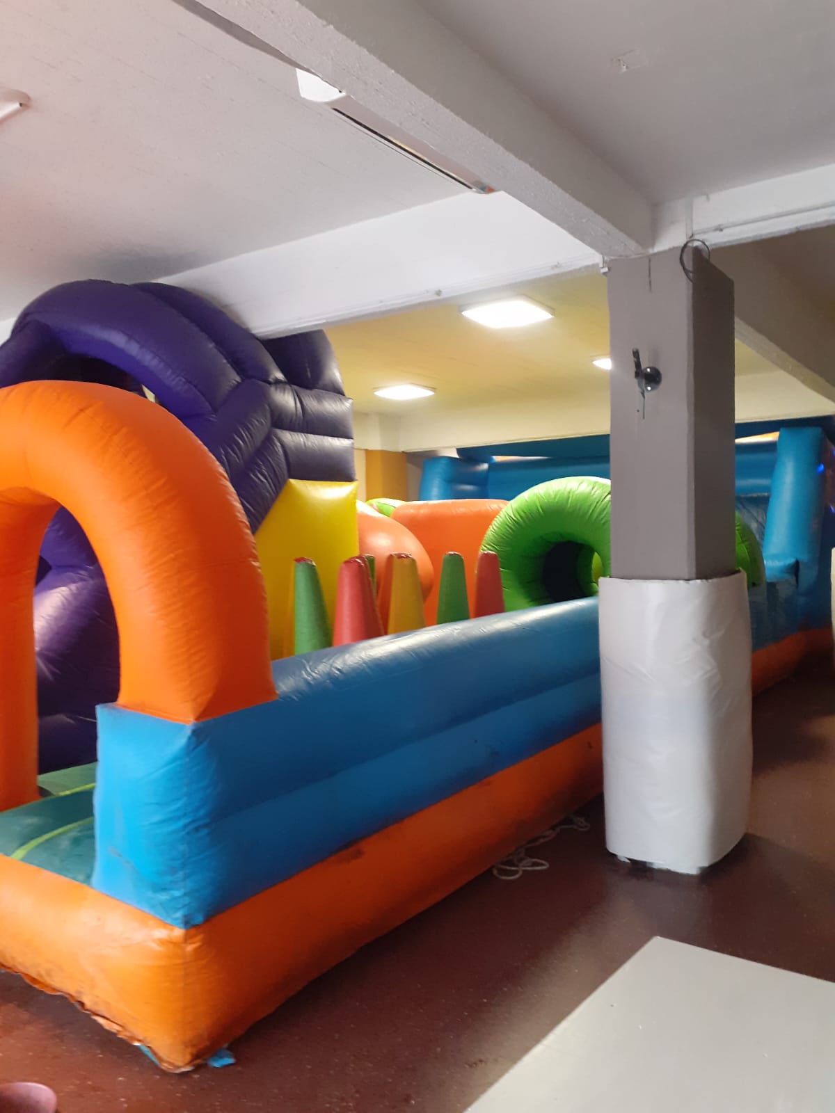 ENJOY SALON DE FIESTAS